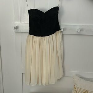 Beautiful Dress - Danity